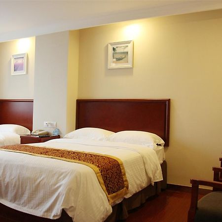 Greentree Inn Hubei Yichang Sanxia University Business Hotel מראה חיצוני תמונה